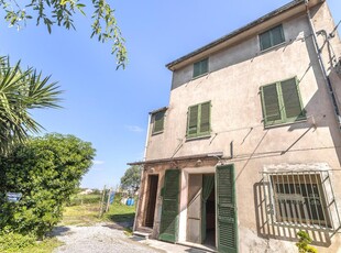 Casa indipendente con giardino, Cascina marciana