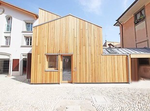 Casa indipendente in vendita a Bergamo