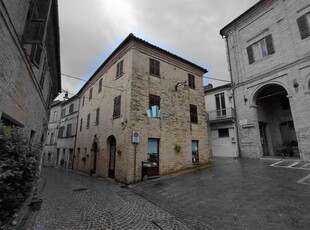 Casa indipendente in vendita a Loro Piceno