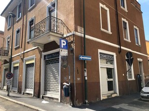 Negozio in vendita a Milano