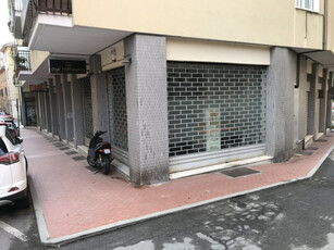 Negozio / Locale in vendita a Acqui Terme - Zona: Acqui Terme