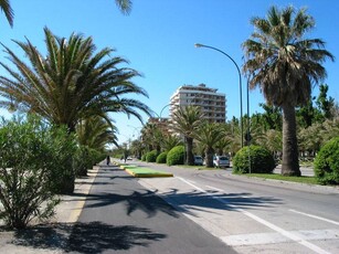 Negozio / Locale in vendita a San Benedetto del Tronto