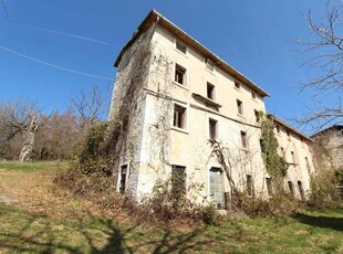 Rustico in vendita a Rovere' Veronese