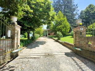 SPLENDIDA VILLA NEL MONFERRATO