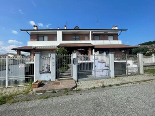 Villa a schiera in vendita