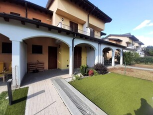 Villa a schiera in vendita a Brignano Gera D'Adda