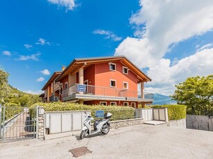 Villa a schiera in vendita a Cavaion Veronese