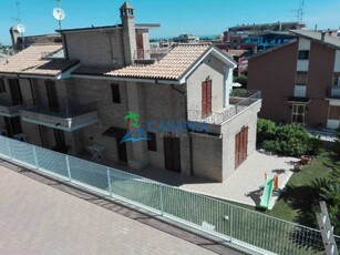 Villa a Schiera in Vendita ad Grottammare - 600000 Euro