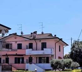 villa a schiera in Vendita ad Nogarole Rocca - 107250 Euro