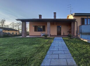 villa in vendita a Altopascio