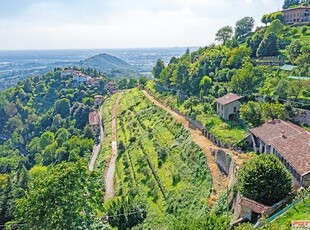 Villa in vendita a Bergamo