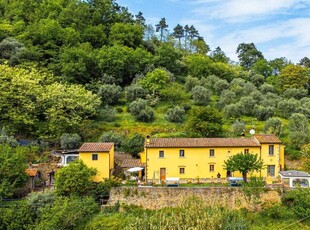 Villa in vendita a Lamporecchio