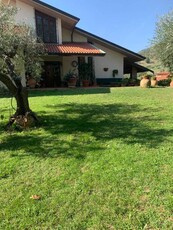 Villa in vendita a Montale