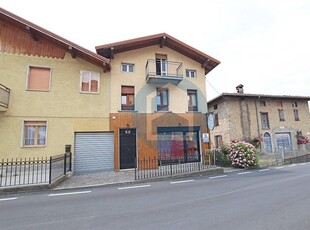 Villa in vendita a Ossimo