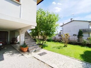 Villa in vendita a Ronco All'Adige