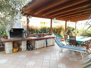 Villa in vendita a Santarcangelo Di Romagna