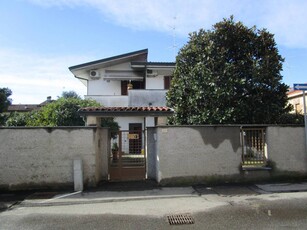 Villa in vendita a Vigevano