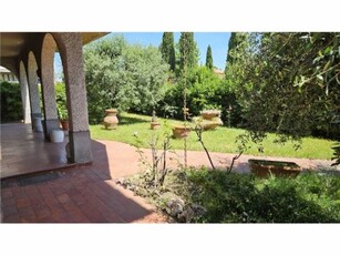 Villa in Vendita ad Santa Croce Sull`arno - 270000 Euro