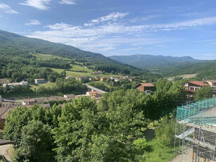 Villa singola in discrete condizioni con giardino privato di mq. 350 e con garage