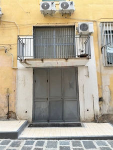Appartamento indipendente in Vico Malvagna in zona c. Storico: Duomo, Via Garibaldi, C.so Cavour a Messina