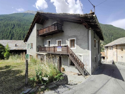 Casa semi indipendente in vendita a Cogne Aosta Epinel