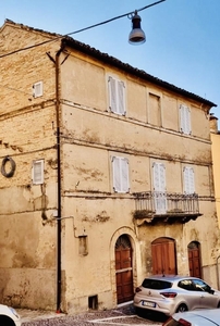 villa indipendente in vendita a Fermo