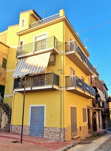 Casa singola in vendita a Camastra Agrigento