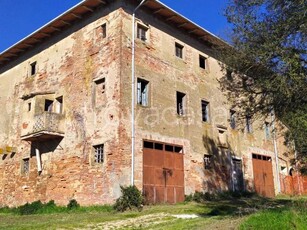 Rustico in vendita a Palaia via Usigliano