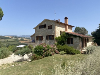 Casa singola in vendita a Todi Perugia