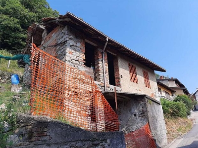 MASSINO VISCONTI (CENTRO con VISTA LAGO)