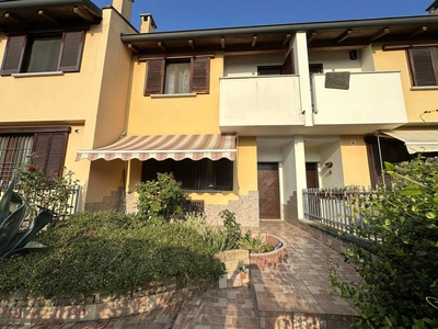 Villa a schiera in vendita a Sant'angelo Lodigiano Lodi
