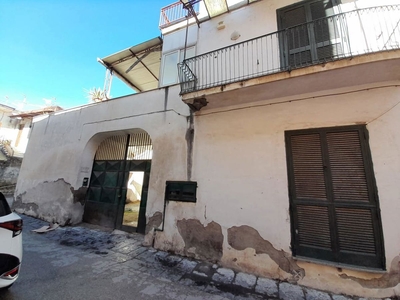 Casa indipendente in vendita a Caivano