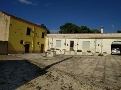 Casa indipendente in Via Domingo 109, Trapani, 5 locali, 2 bagni