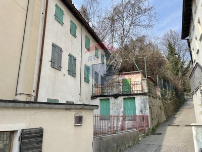 Casa indipendente in Via Lucio Doglioni, Belluno, 8 locali, 2 bagni