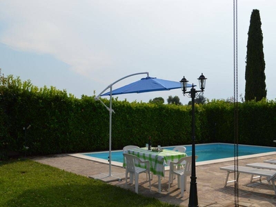 Confortevole casa a Petriolo con piscina privata
