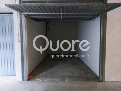 garage in vendita a Udine