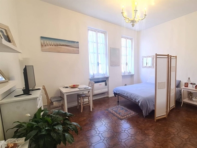 Appartamento in vendita a Laigueglia Savona Centro Storico
