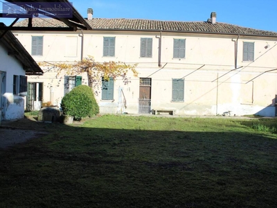 casa in vendita a Castelletto di Branduzzo