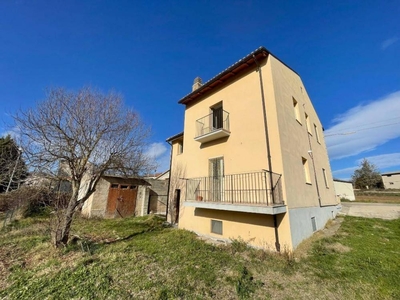 casa in vendita a Prata d'Ansidonia