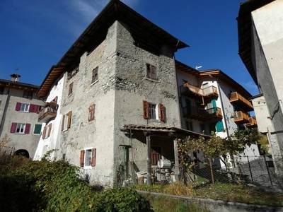 casa in vendita a Tione di Trento