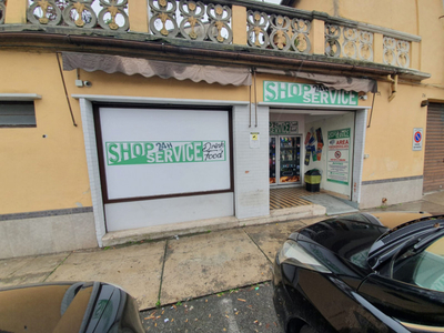 negozio in vendita a Casale Monferrato
