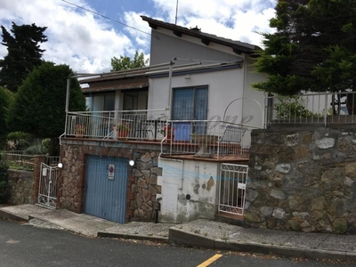 villa indipendente in vendita a Castelnuovo della misericordia