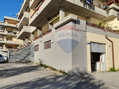 Box/Garage 330mq in affitto, Matera periferia nord