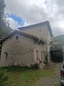 Casa indipendente in Via Calcinara di Torbi 19, Ceranesi, 10 locali