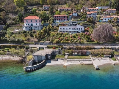Prestigiosa villa di 420 mq in vendita, Lesa, Piemonte