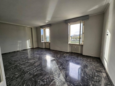 Appartamento di lusso in affitto Lungarno Amerigo Vespucci, 54, Firenze, Toscana