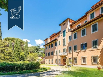Prestigioso hotel di 2800 mq in vendita Montecatini Terme, Italia