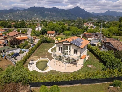 Villa in vendita Marina di Pietrasanta, Toscana