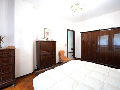Appartamento in Vendita a Venezia, 380'000€, 160 m²