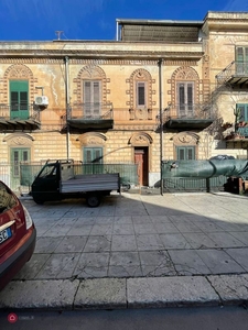 Appartamento in Vendita in Corso DEI MILLE PRESSI FORUM a Palermo